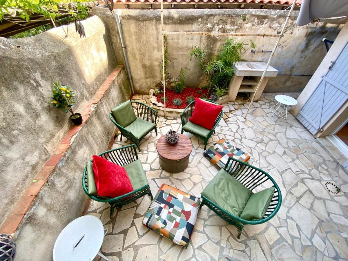 Le Patio Apartment โอลิอูลส์ ภายนอก รูปภาพ